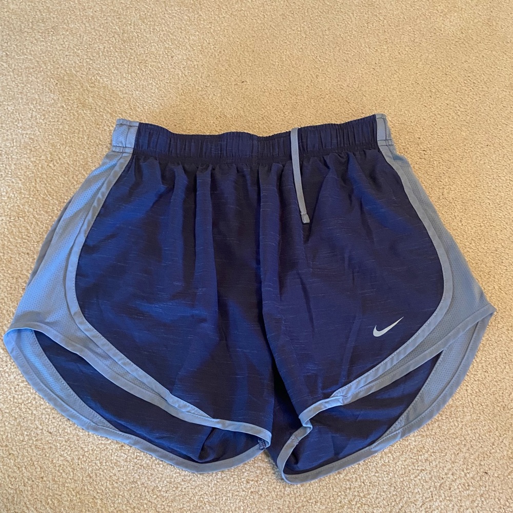 Women’s Nike Dri-fit Navy Shorts Medium